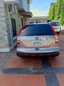 A picture of CR V suv