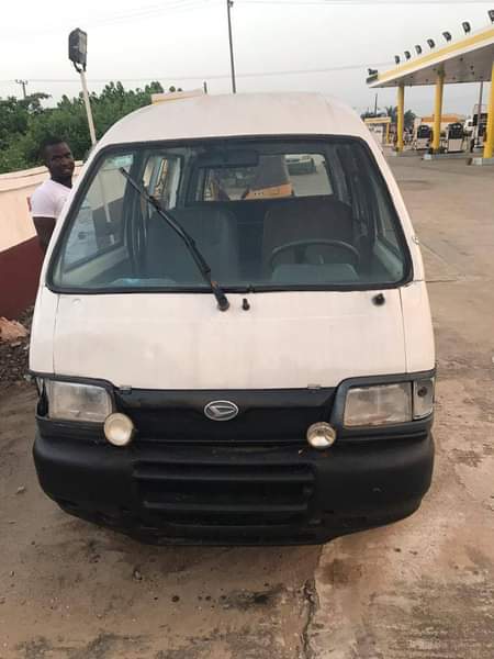 A picture of Much Is Mini Bus For sale call me 09161519383 750000