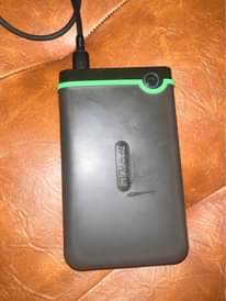 A picture of 2 tb kingstone ssd disk