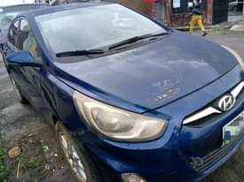 A picture of Hyundai Accent 011