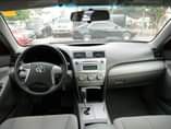 A picture of TOYOTA CAMRY LE 2007