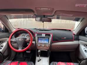 A picture of wow This is fully loaded Camry 2010 model sport utility