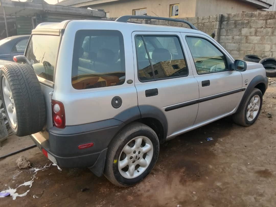 A picture of Land Rover Automatic toks