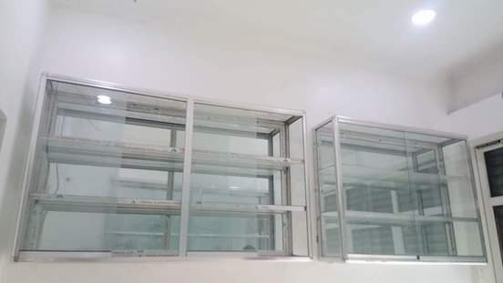 A picture of MAKABATI YA BIASHARA