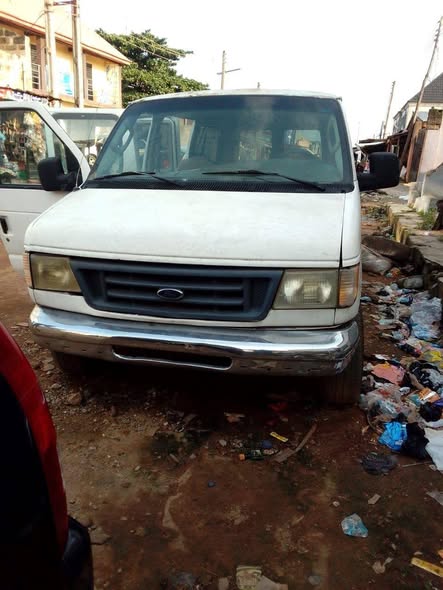 A picture of Ford bus