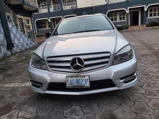 A picture of MERCEDES C300
