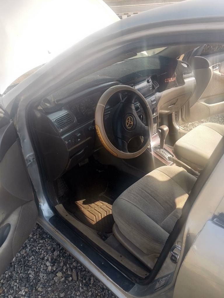 A picture of Distress Toyota Corolla LE 2004 very sharp money needed urgently