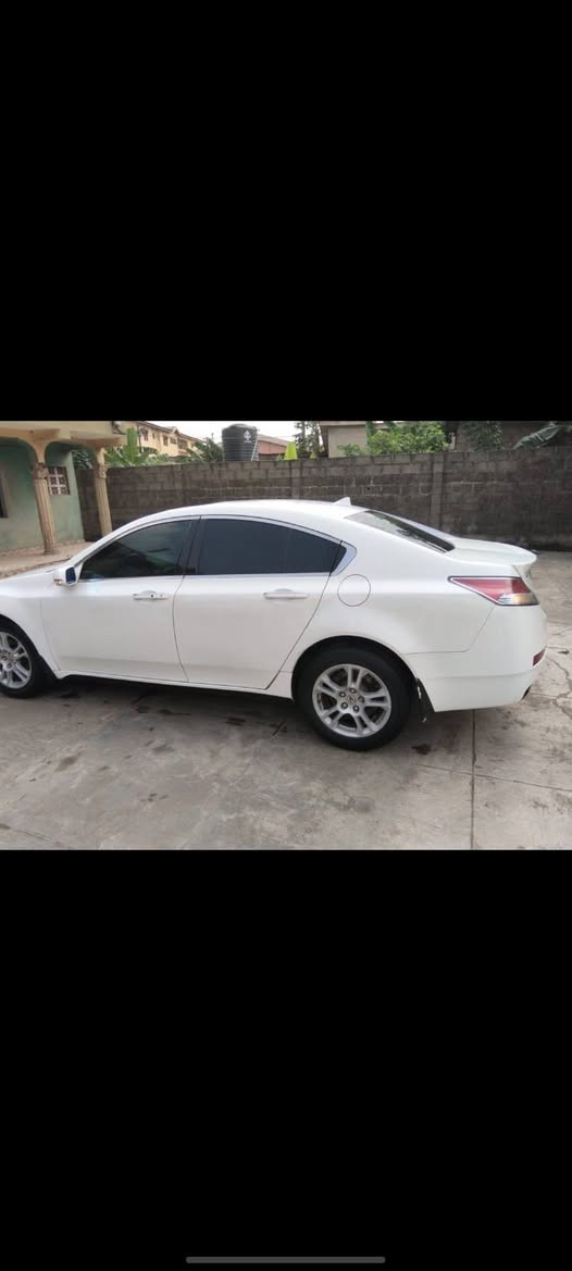 A picture of Acurra tL auto v6 2010