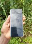A picture of Samsung Galaxy S10 plus mpyaaa saan gb128