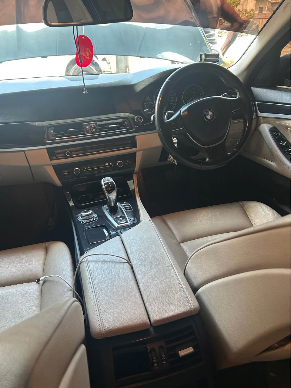 bmw 520i