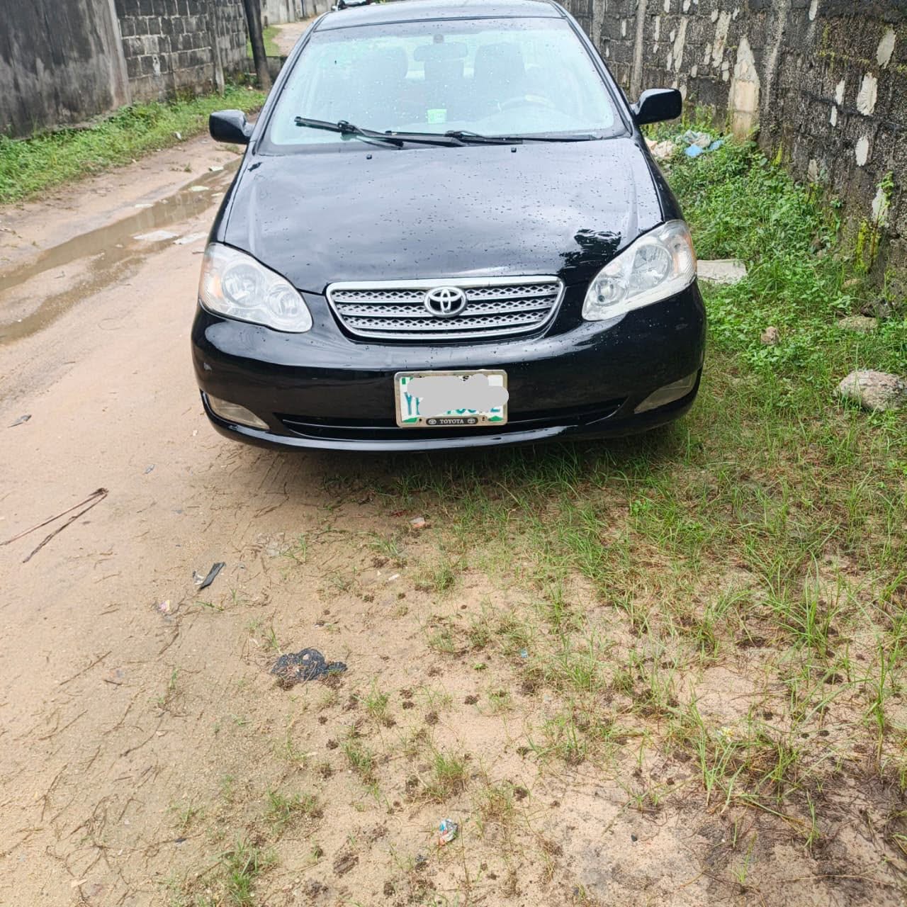 A picture of Awoof 2006 Toyota Corolla Price 4 5M net price Broker