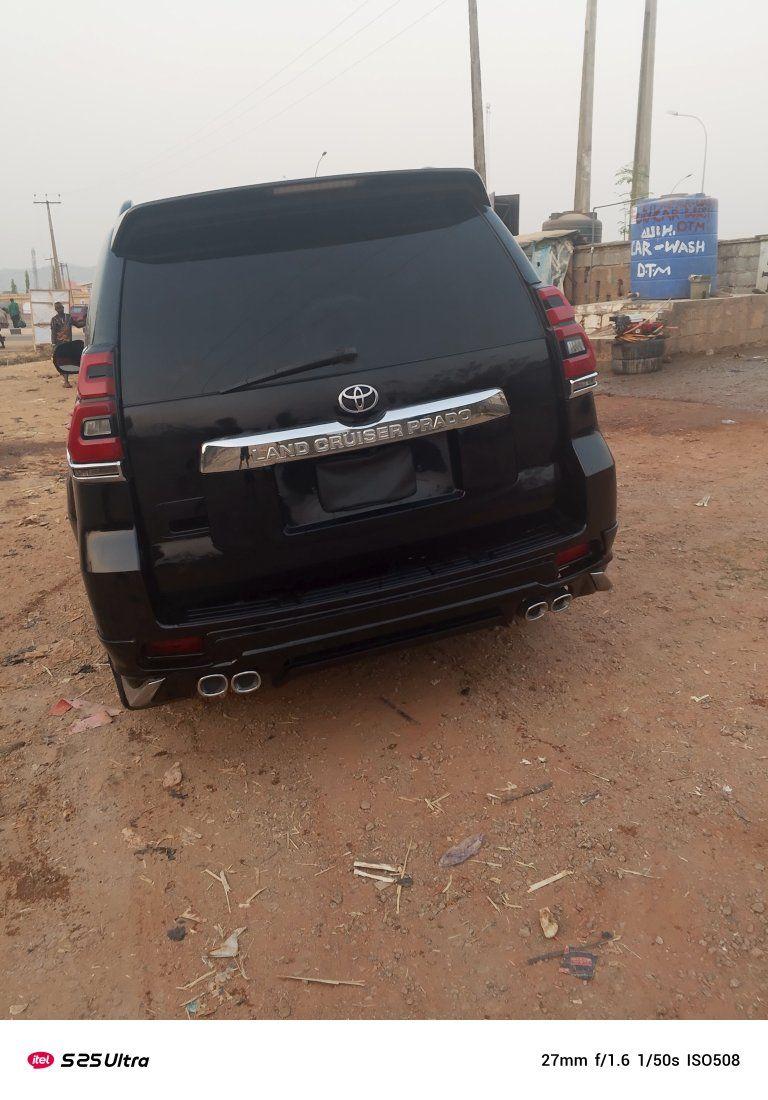 A picture of 2016 Lexus Toyota Prado lexus gx 470 to prado