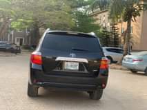 A picture of Clean Toyota Highlander 2009 model 4 2m net price 3