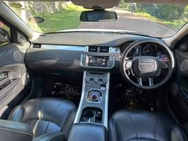 A picture of 2015 Range Rover E voque 2.0cc