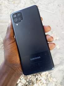 A picture of Samsung a12