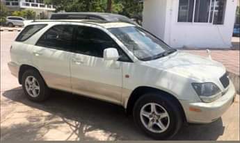 A picture of Toyota harrier