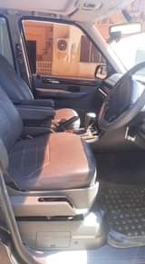 A picture of RANGE ROVER