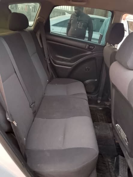 A picture of PONTIAC VIBE