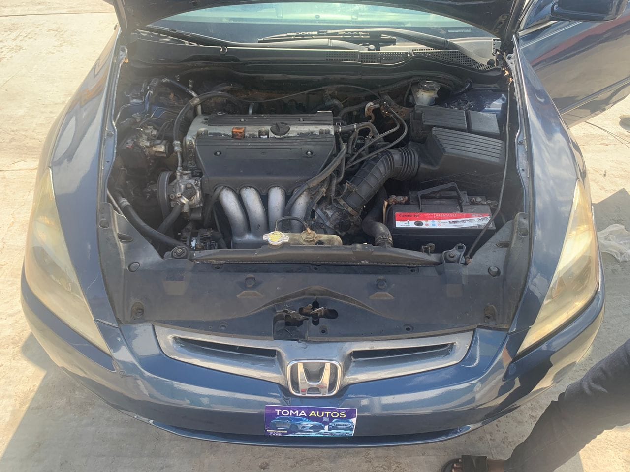 A picture of Engine tapping