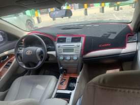 A picture of Toyota Camry 08