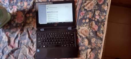 A picture of Acer Aspire R11