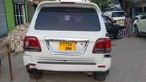 A picture of TOYOTA LAND CRUISER BEI MILIONI 38