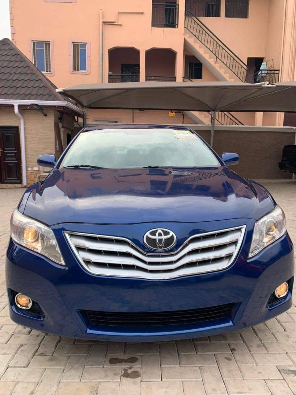 A picture of Toyota Camry LE