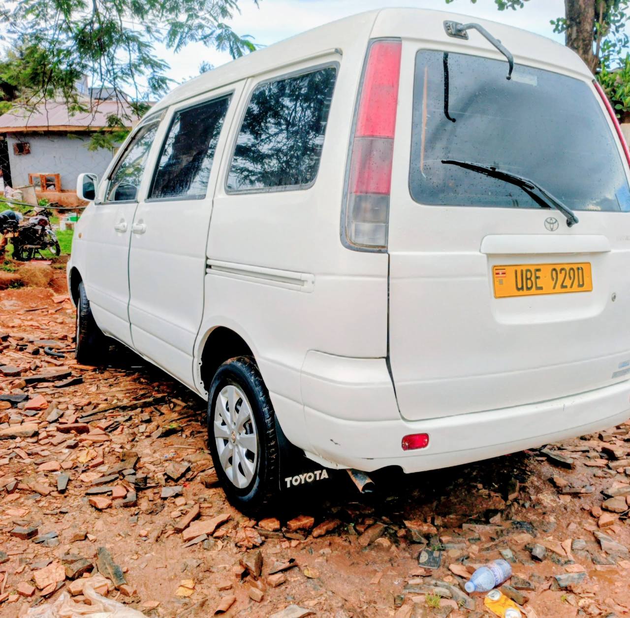 A picture of Toyota Noah