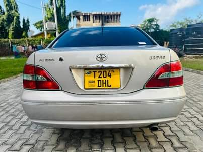 A picture of Toyota Brevis