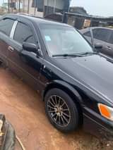 A picture of 2000 Tinny light Toyota