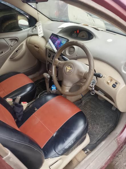A picture of Toyota platz