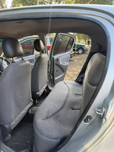 A picture of TOYOTA VITZ