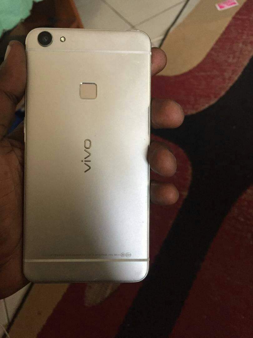 vivo phones