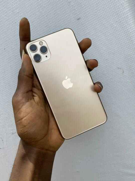 A picture of Apple iPhone 11 pro max