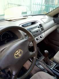 A picture of 2004 Toyota Camry Le