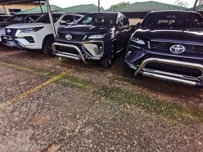 used toyota fortuner