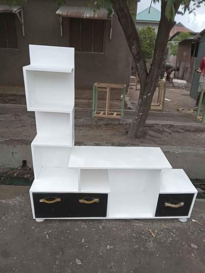 A picture of Showcase bei pw namba yangu 0682228411
