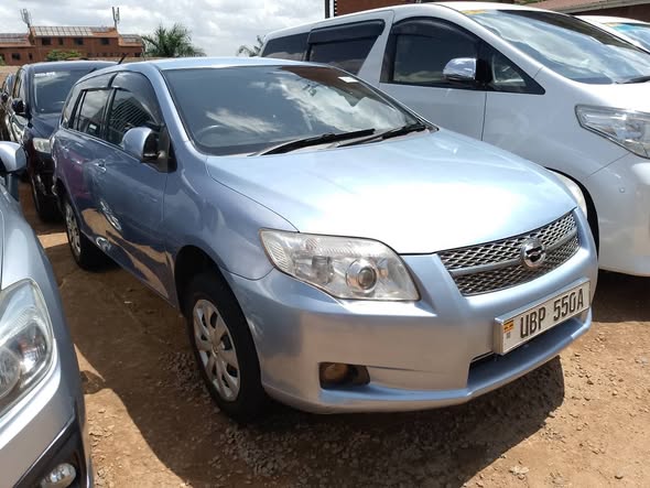 toyota fielder