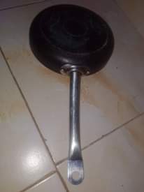 A picture of Gas cylinder and bedside lamp