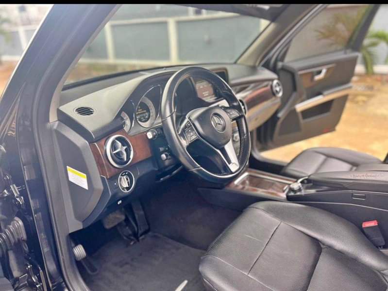 A picture of 2014 MERCEDES GLK 350 TOK STANDARD DOUBLE PANORAMIC ROOF Price
