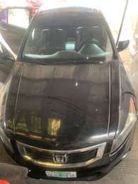 A picture of Honda evil evil Spirit 08 Engine is perfect V6 with