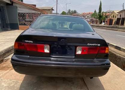 A picture of TOYOTA CAMRY 02 DROP LIGHT
