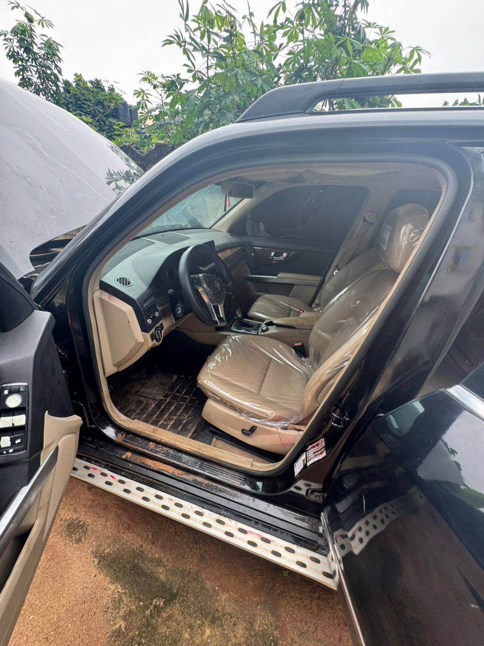 A picture of Mercedes Benz glk 2010 model