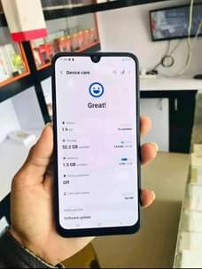 A picture of Samsung m21s