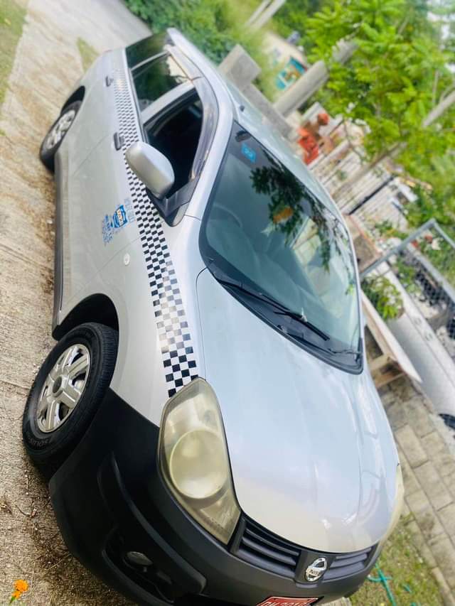 nissan ad wagon