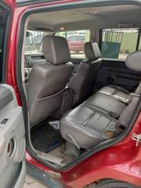 A picture of jeep commander