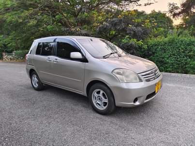 A picture of Toyota raum new inauzwa