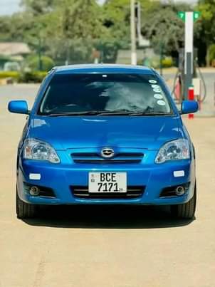 used toyota runx