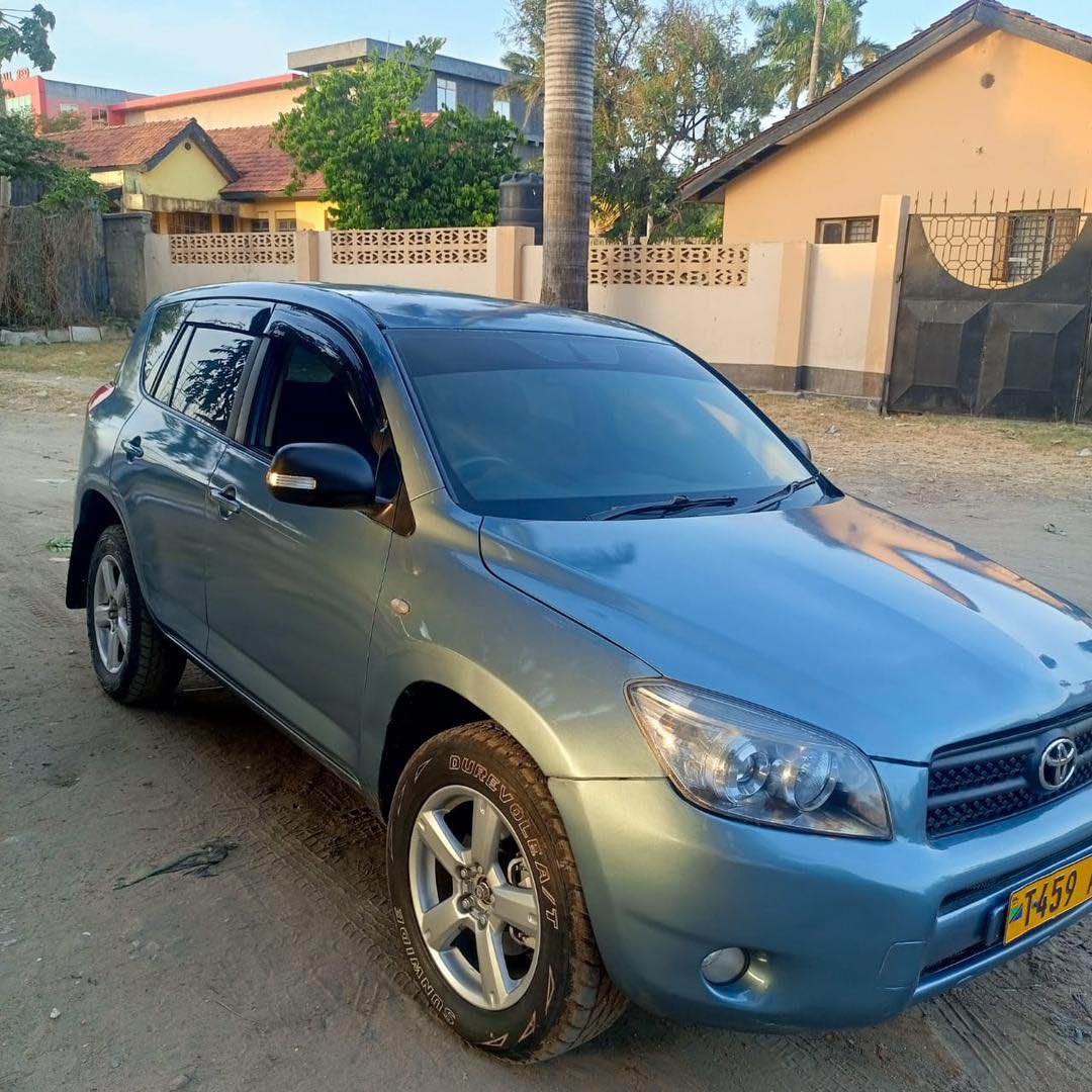 A picture of RAV 4 KILL TIME