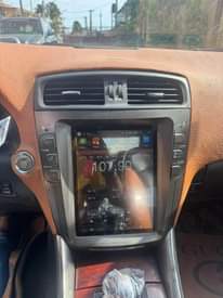 A picture of IS250